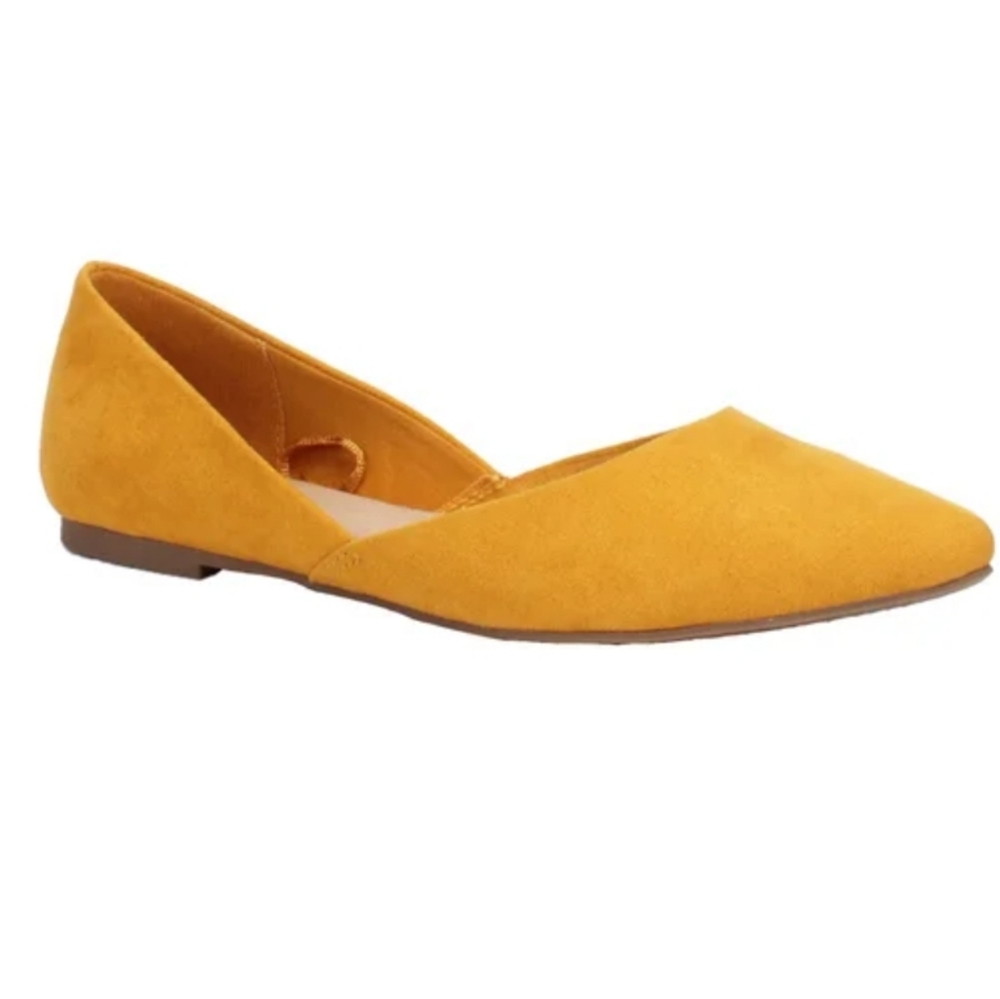 Time&Tru Chartreuse Flats Sz7-NEW! NEVER WORN! -Mustard color